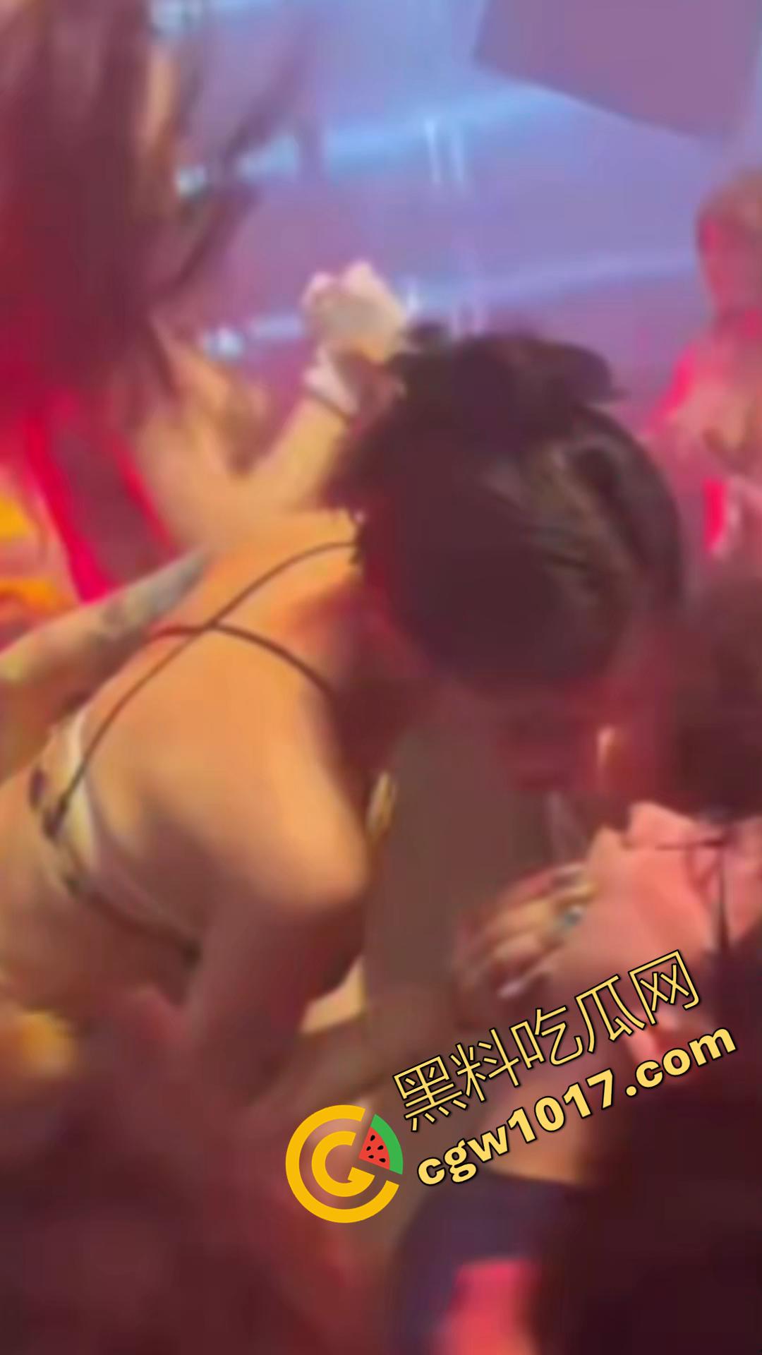 夜店骚DJ被操到潮吹,夜店DJ千千万 花钱能操一大半 抖音风爆操DJ混剪,快来认认有没有你当地的网红DJ!-6