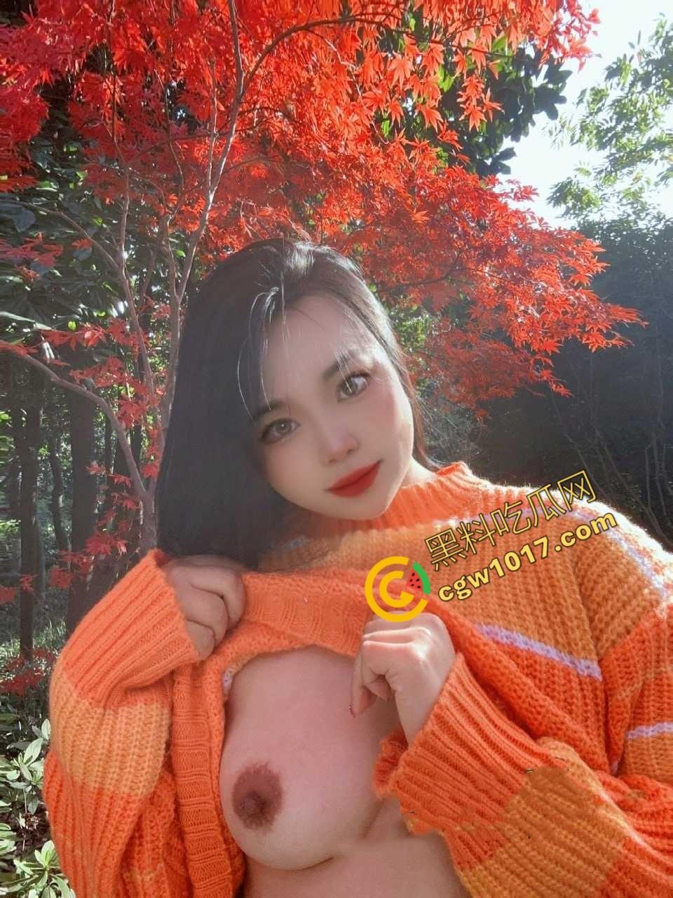 湖南爆乳美人户外大胆露奶，火辣身材勾魂摄魄，绿帽老公疯狂拍下春光无限，骚穴淫声连连，男人看了一定哈喇子狂流！-2