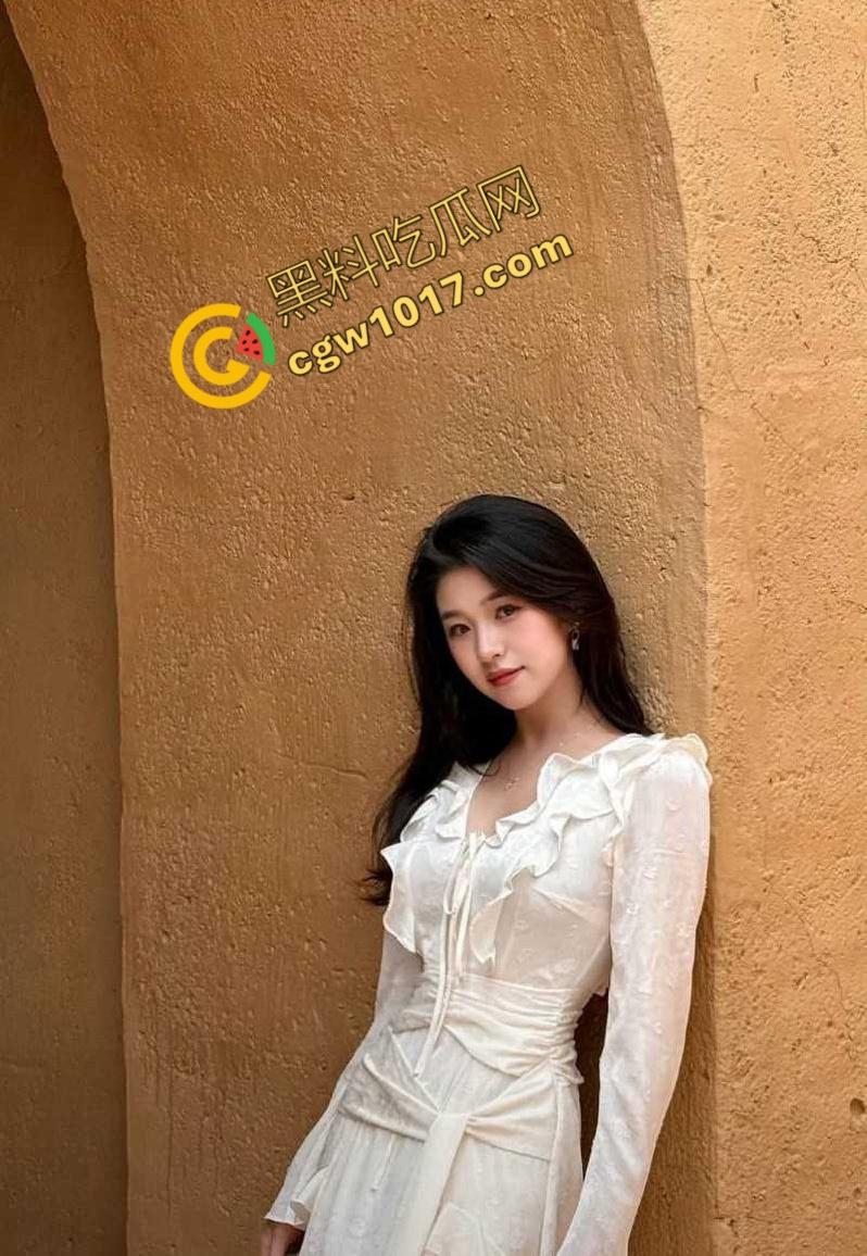 校园女神【王雪柠】翻车!清纯校花淫乱献身网剧圈,成为人尽皆知的饥渴淫娃,火辣娇躯震撼全校-3