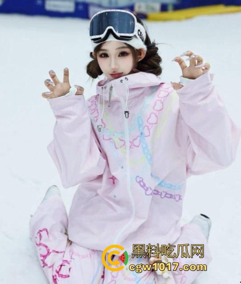 抖音百万级网红 老白不喝酒 被曝拒付3000陪滑费 女主发文控诉 身份却被实锤为外围女 完整版!-5