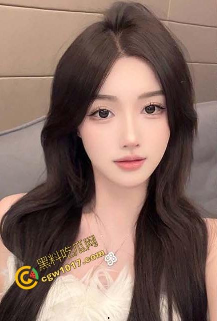 姐姐的秘密约会:巨棒狂撞,浇灌禁忌嫩穴,喷射白浆乱飞,春宵激情不断,刺激无穷!-2