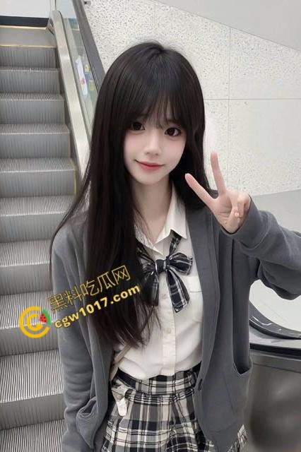 叔叔激情安慰娇羞侄女:甜蜜密会中,美乳爆操,湿润嫩穴疯狂滑动,酒店狂欢,欲望与真情尽显!-3