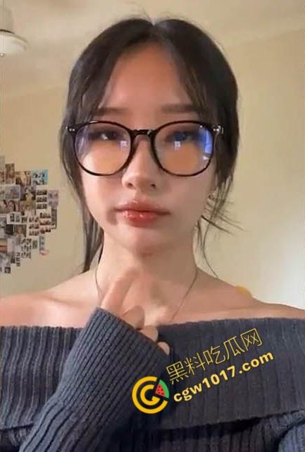 南京大学清纯女神物尽其用,厕所黑丝口技窒息,富豪一泄如注溅满身,嫩穴淫水横流,淫靡爆操致其疯狂!-2