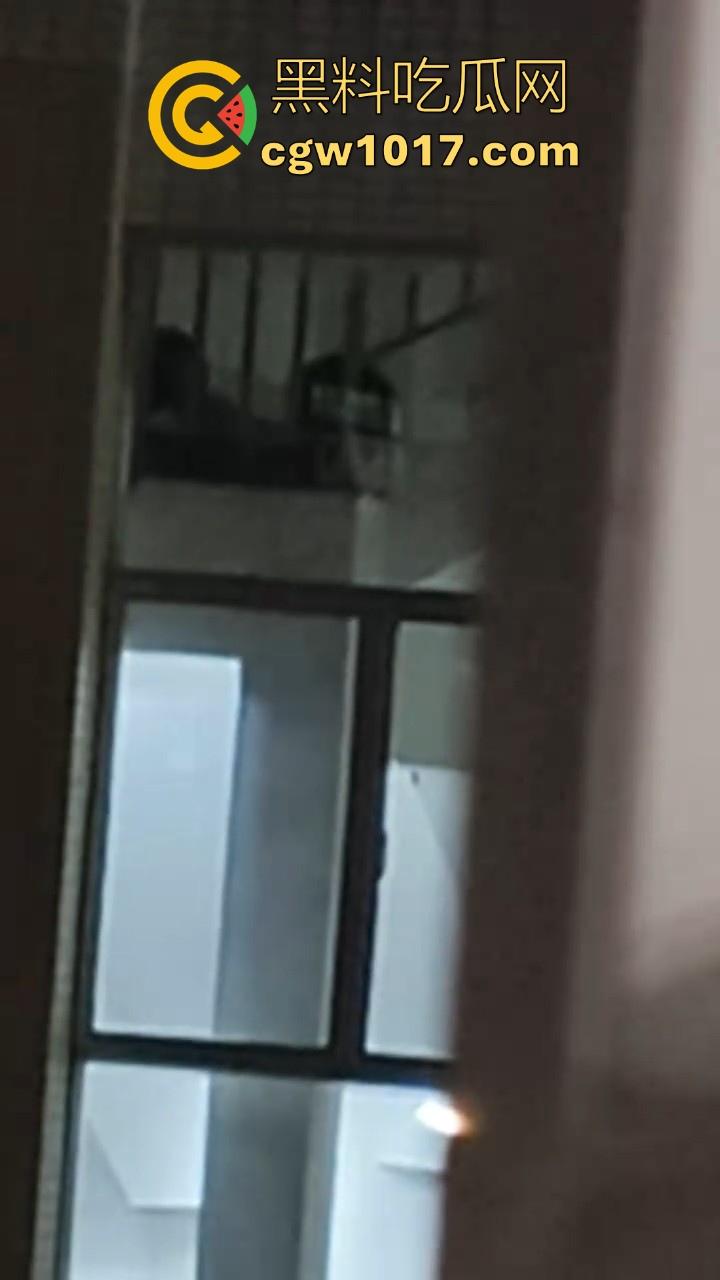 卫校不大创造神话!小情侣楼梯激情啪啪被偷拍!埋头苦干猛插女友,男女主被扒出,报告案发现场发现不明液体!-8