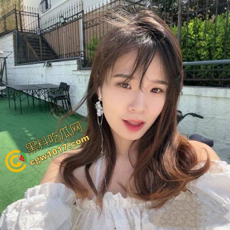 河北保定学生情侣激情视频曝光:深喉与翘臀齐飞,镜头火辣贴身捕捉每寸肉体交融,画面刺激直击原始欲望-1