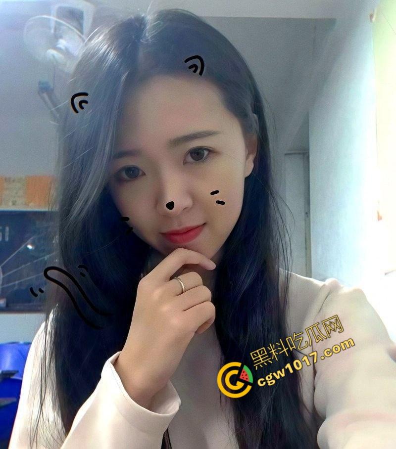 四川成都极品人妻震惊瓜圈!8猛男齐上仍饥渴难耐,三洞齐开,迷人的身材与激烈镜头让人血脉喷张!-2