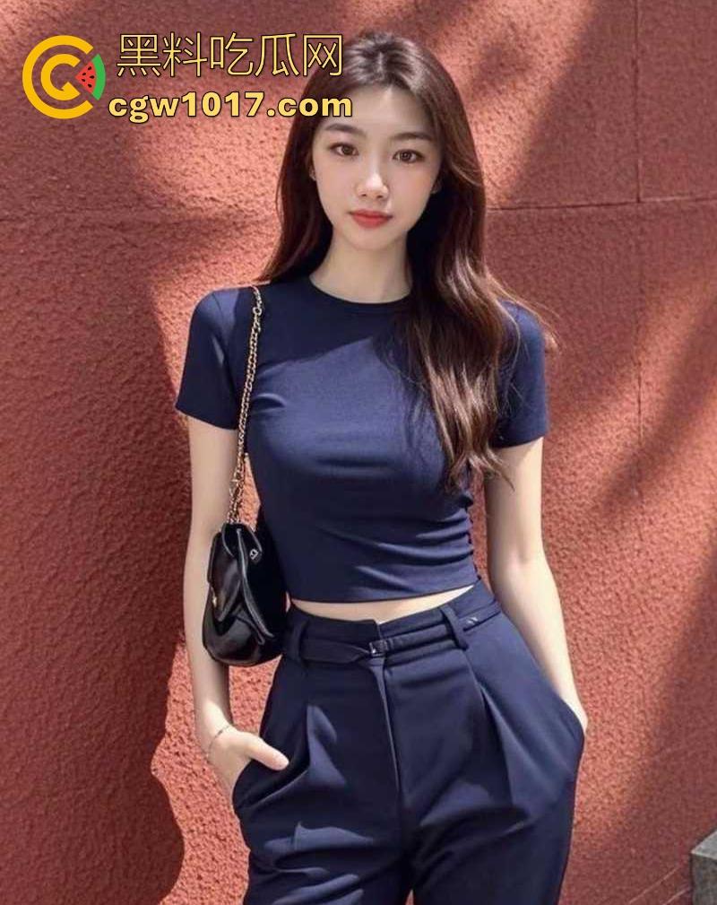 深圳大学【霍恩恩】酒店门口还装人模狗样,一进房门直接变发情野猫,男友操得脸发青都射不赢她这淫货一炮!-1