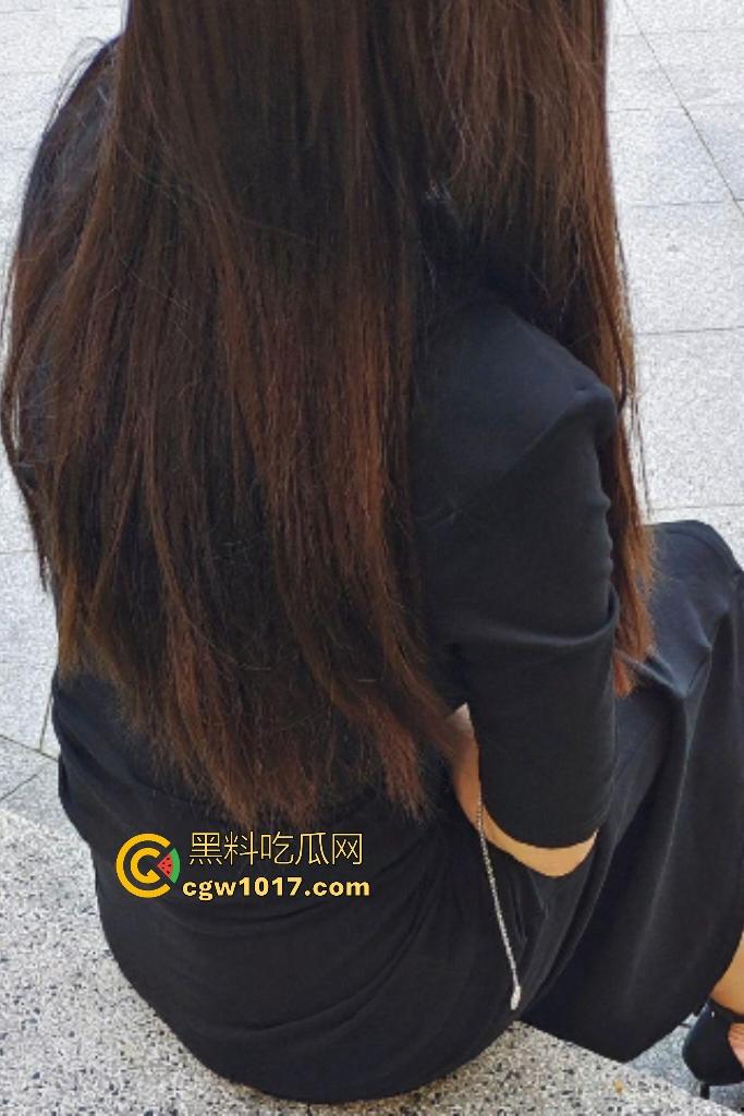 海角大神大专毕业无所事事,在家胶带捆老妈双手,黑丝撕烂压床强奸,熟妈小腿狂踢儿子屁股还被内射!-6