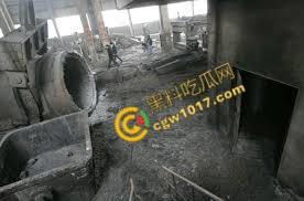 震撼!菲律宾钢厂惨剧:钢水如魔鬼喷发,烈焰吞噬生命,烧伤死亡者无数,惨象人间地狱!-3