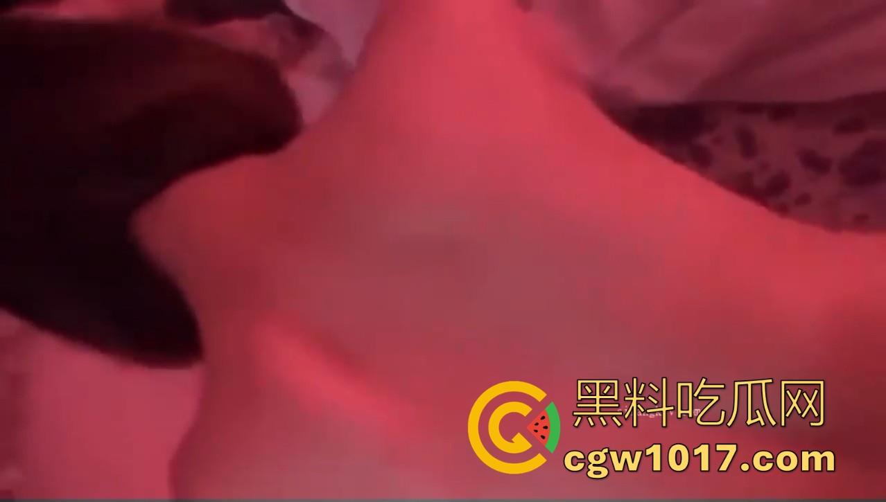 黑料探店系列！真实走进美团高星私人电影院，价格只能说略贵，能操能扣为所欲为，这身材颜值物超所值！-13