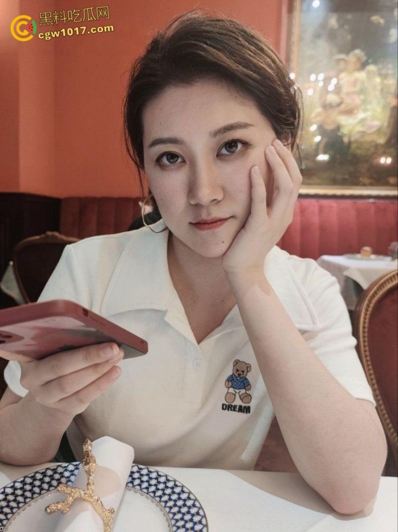 热水器公司销售【杨丽梅】，甘愿被领导潜规则调教，白领精英私下狗爬给领导服务，各种情趣制服玩弄泄欲 ！-1