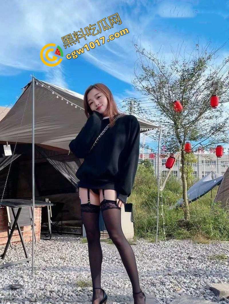 湖北恩施已婚美艳药剂师【丁在春】偷情视频曝光:酒店激情四射,调教母狗淫乱满屋,狼吞巨根勾人欲欢!-2