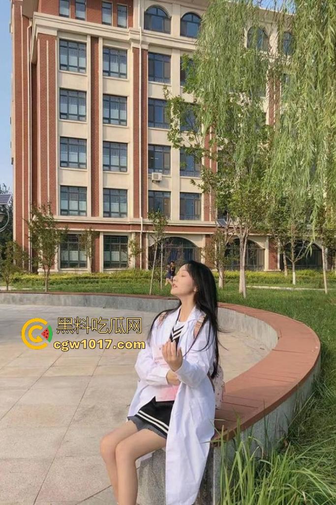 日本清泉女子大学女神下海,为了赚钱主动找金主上门做男友,跪舔巨屌口交,侍奉如女优附体,这演技还真不赖!-2