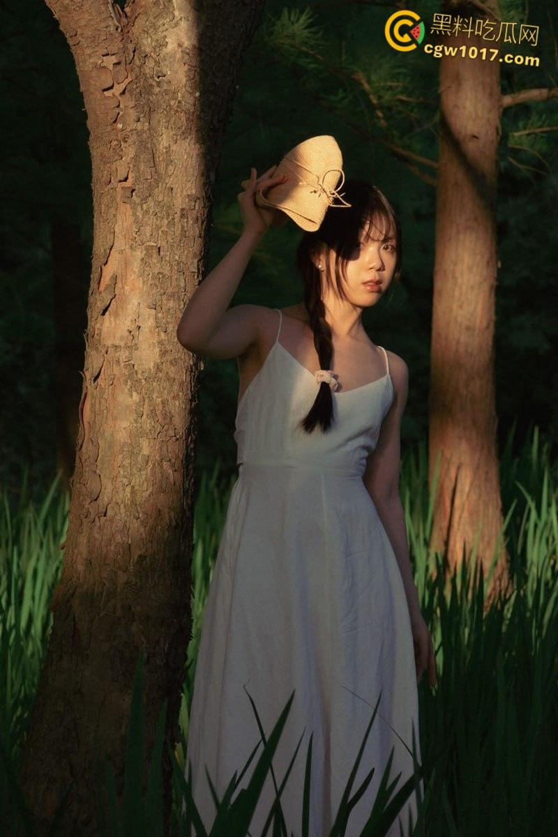 中国美术学院清纯女神【苏雨桐】,化身性感黑丝小野猫,SM绳缚捆绑爆操,高超口技深喉吞吐,馒头小穴紧夹大屌!-2