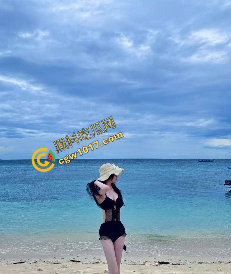 佛山白富美【陈佳涵】约炮视频曝光:体育生疯狂爆操堪比炮机,爆乳乱颤,嫩穴淫水四溢,各种姿势操得天昏地暗!-1