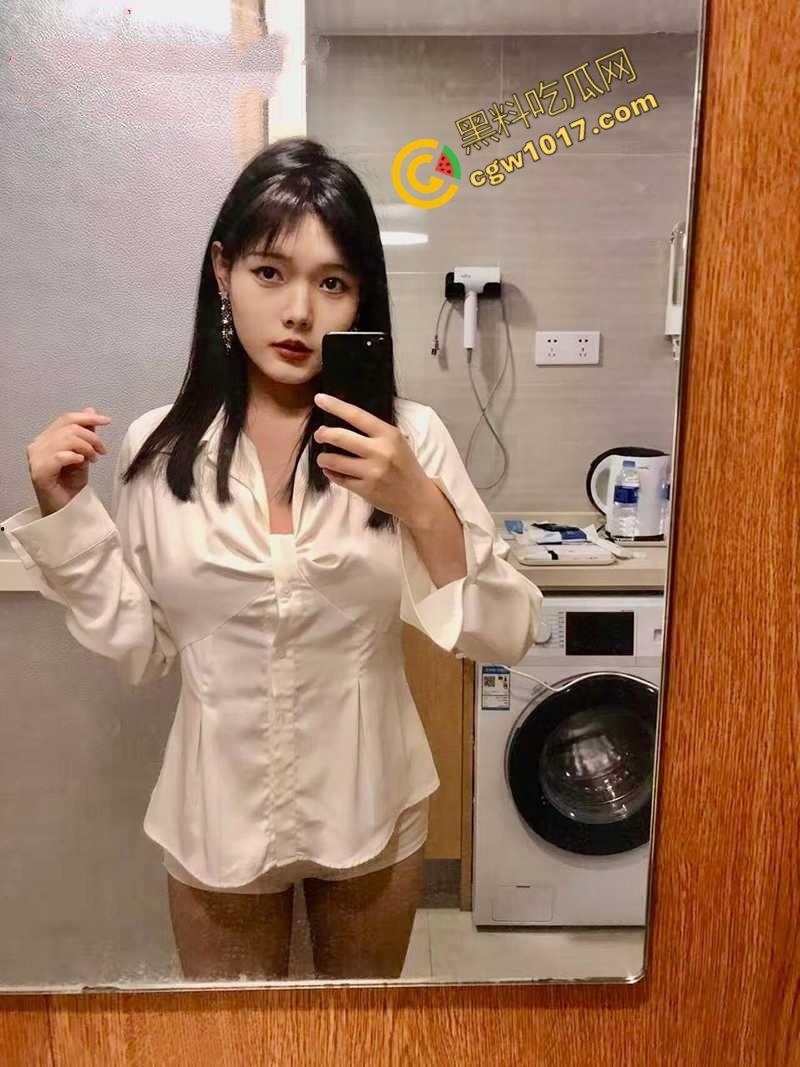 佛山白富美【陈佳涵】约炮视频曝光:体育生疯狂爆操堪比炮机,爆乳乱颤,嫩穴淫水四溢,各种姿势操得天昏地暗!-4