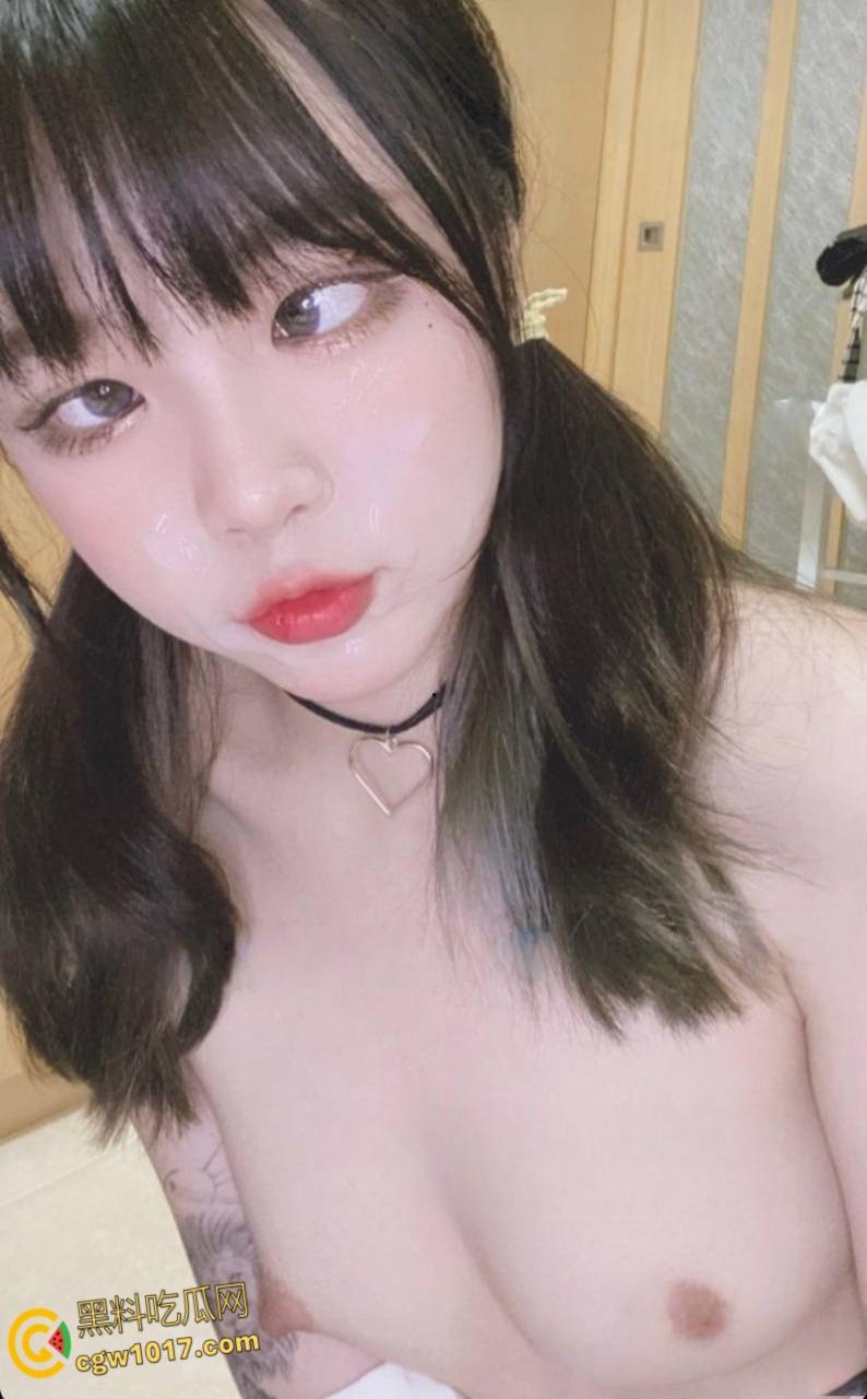 台湾高雄中华科大【孙资婷】, 被炮友各种调教玩弄,口交深喉颜射极致榨精,狂骑炮友宛如自动打炮机器 !-4