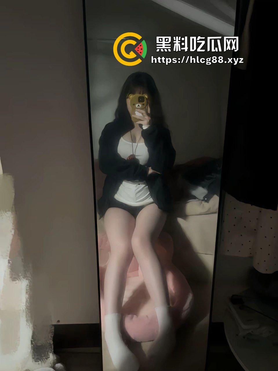 抖音纯欲御姐反差婊【阴雨天】后妈般的身材私拍一览无余,骚臀女上位夹吸肉棒淫荡调教!-3