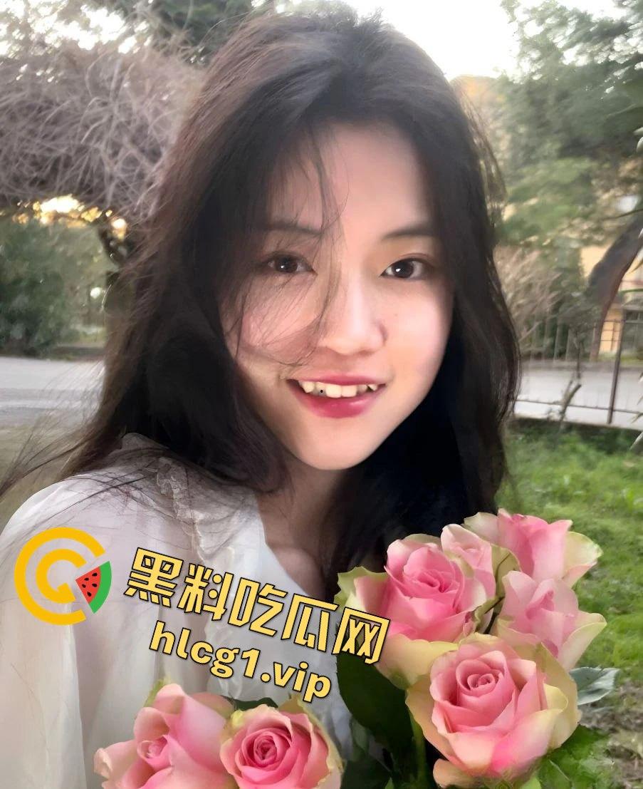 福州科技学院郭书瑶私房约拍翻车！废弃教学楼内被后入，画面太劲爆！-1