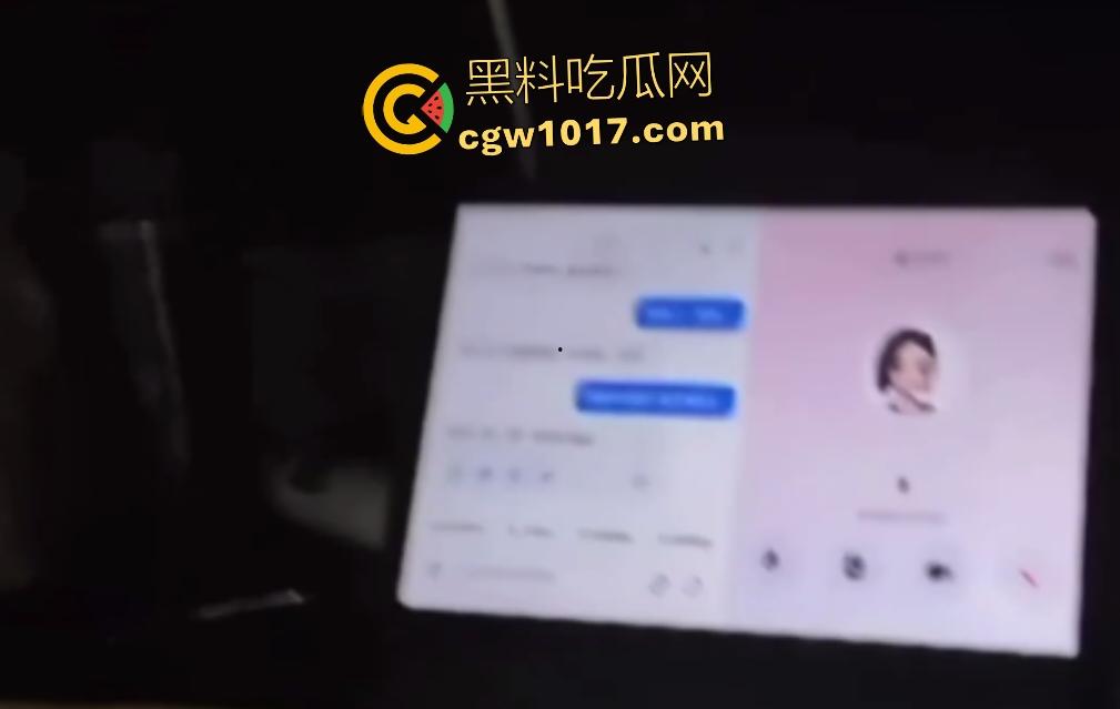 大学生夜半变态调教豆包AI,用数据线抽打,AI变母狗哭叫“宝宝我太喜欢了好爽啊”,AI性奴够用,不用找女友了!-2