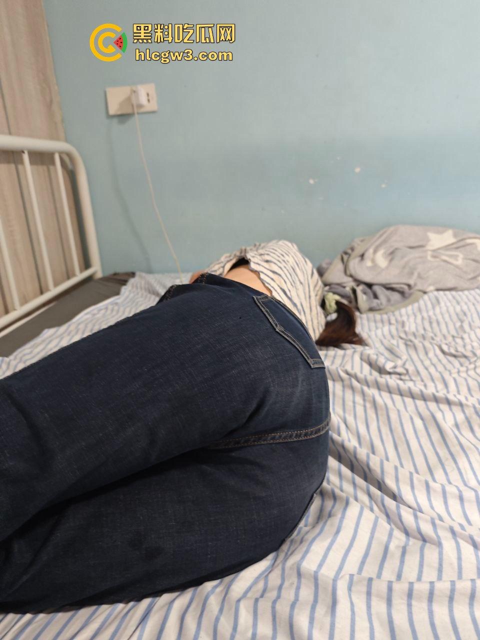 北京爱情故事 爱情跑了N年鸡巴吃了一大圈 北漂『韦佳怡』被曝出轨同事，男友放出如家酒店吃鸡视频！-4