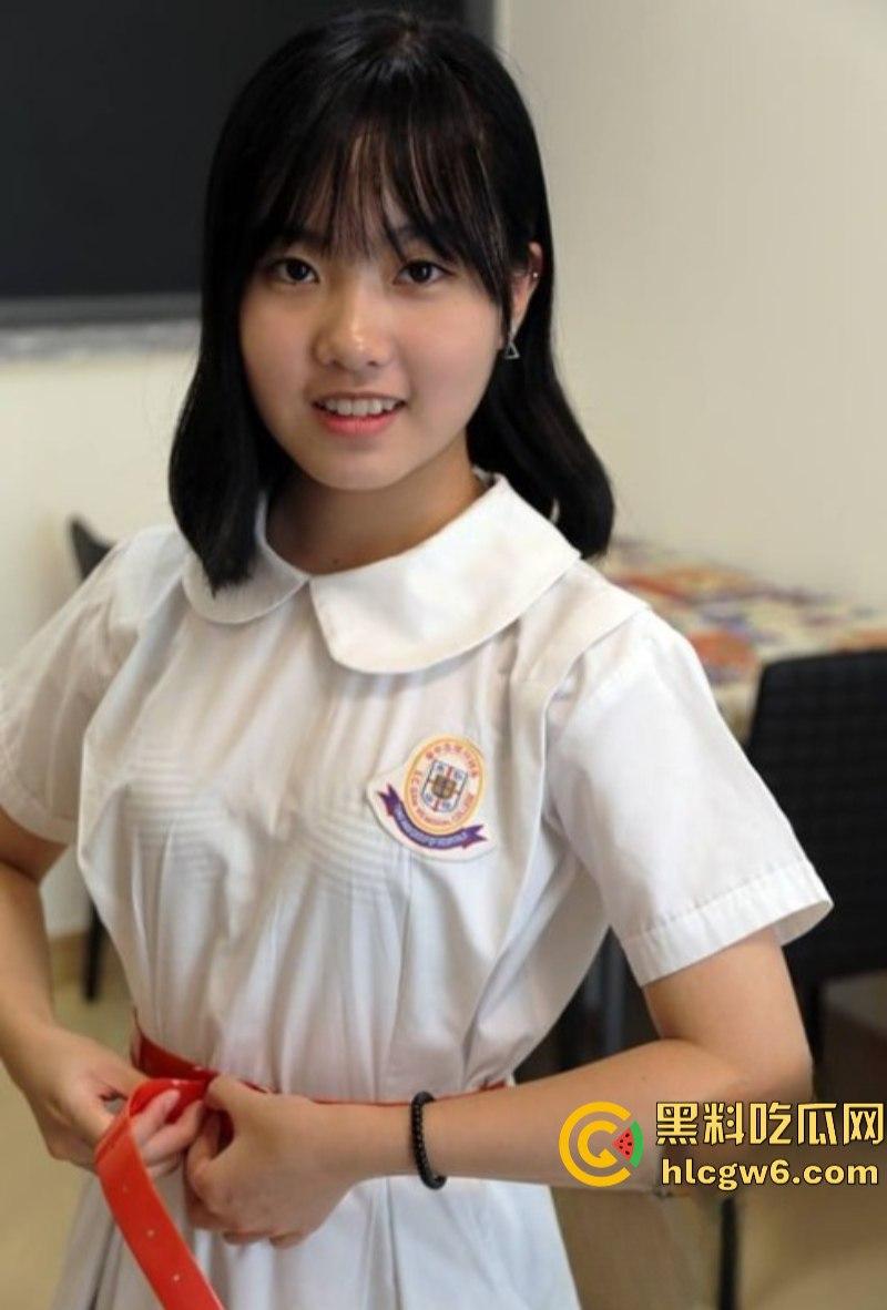 香港呆萌学生妹【陈佳】被骗酒店拍摄裸体写真！清纯无滤镜极致私密大尺度粉穴特写视频曝光！-1