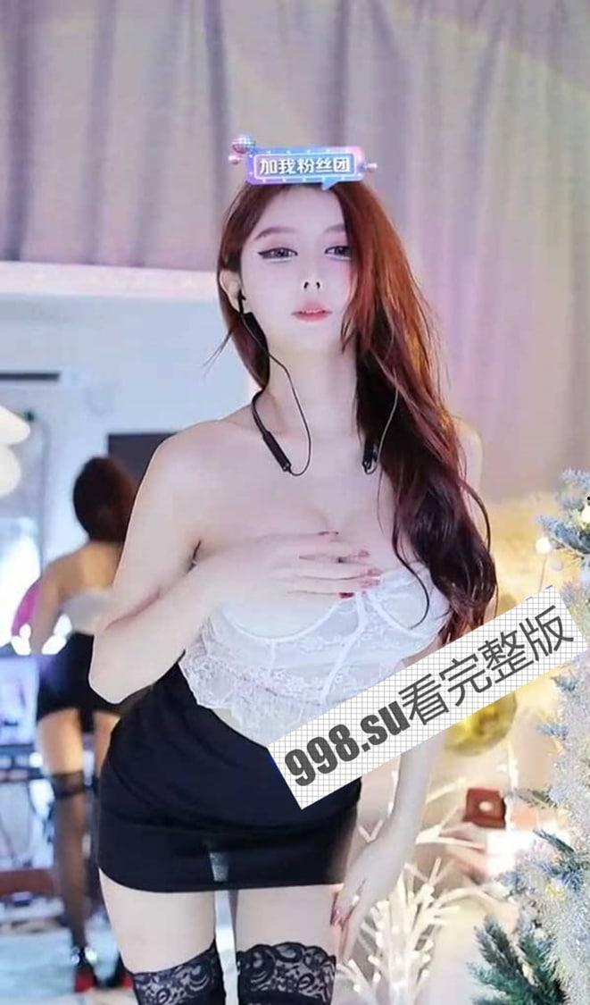 抖音 万 0 最近超火的舞蹈主播 直播间各种擦边秀身材 演绎极致诱惑 很润很无敌！-7