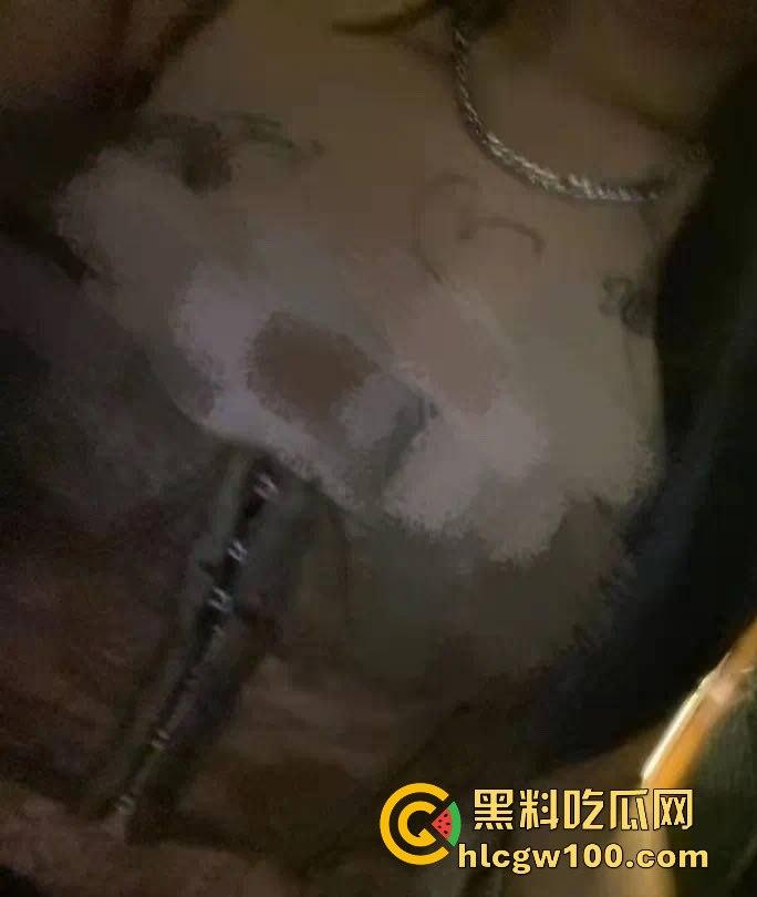 热门大瓜!抖音成名曲【哪里都是你】的主唱【队长YoungCaptain】婚内出轨与粉丝约炮被曝光。-21