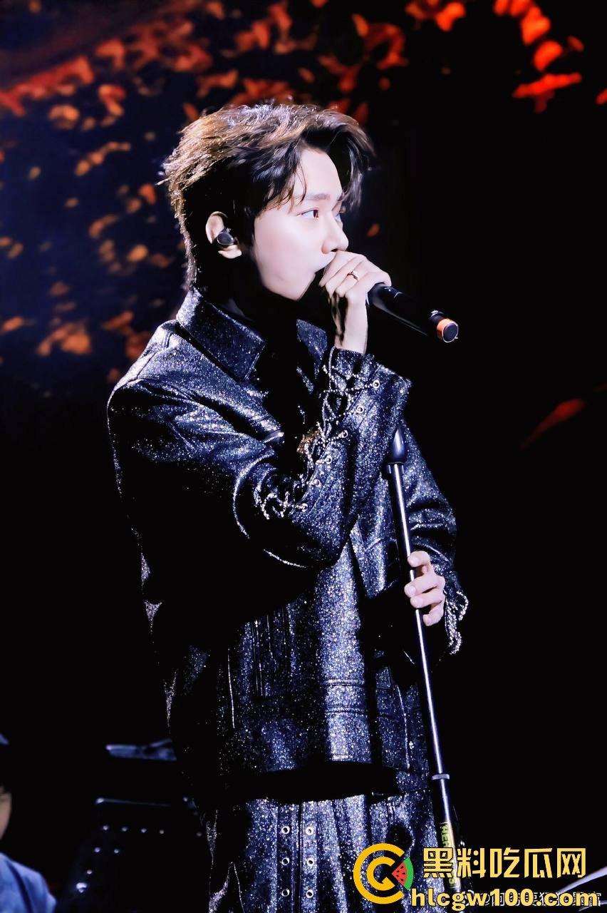 热门大瓜!抖音成名曲【哪里都是你】的主唱【队长YoungCaptain】婚内出轨与粉丝约炮被曝光。-25