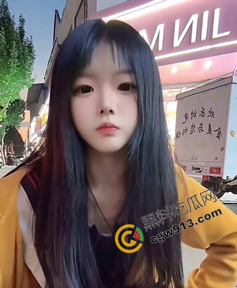 上海抖音小萝莉【仅呆酱】化身金主乖巧母狗,阳台做爱,户外露出,被神秘大佬肆意调教,反差极大引爆全网-2