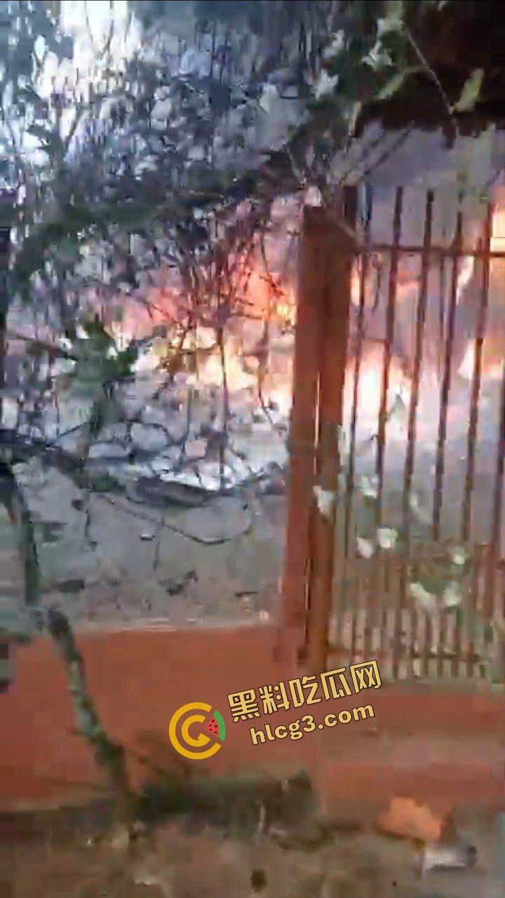 坠机空难事件!巴西一架客机坠毁圣保罗 空中盘旋撞击地面 机上62人全部死亡!-3