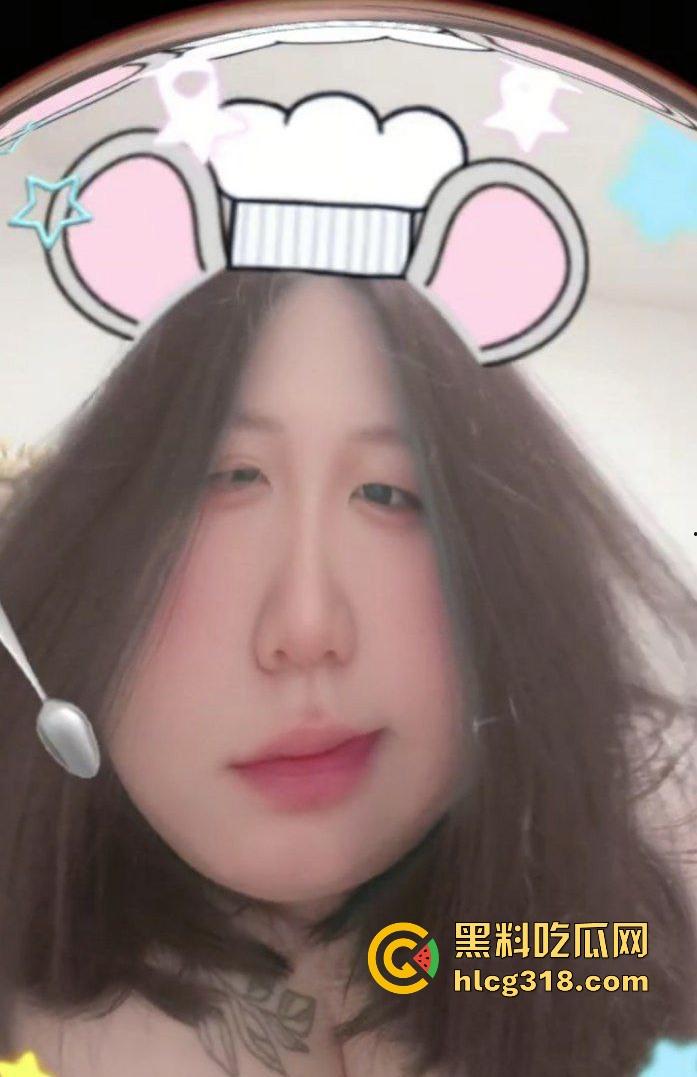 浙江金华韩小骚货【林依依】抖音【超想吃芋泥诶】自慰视频曝光,童颜巨乳自慰骚穴白浆拉丝极为骚浪!-6