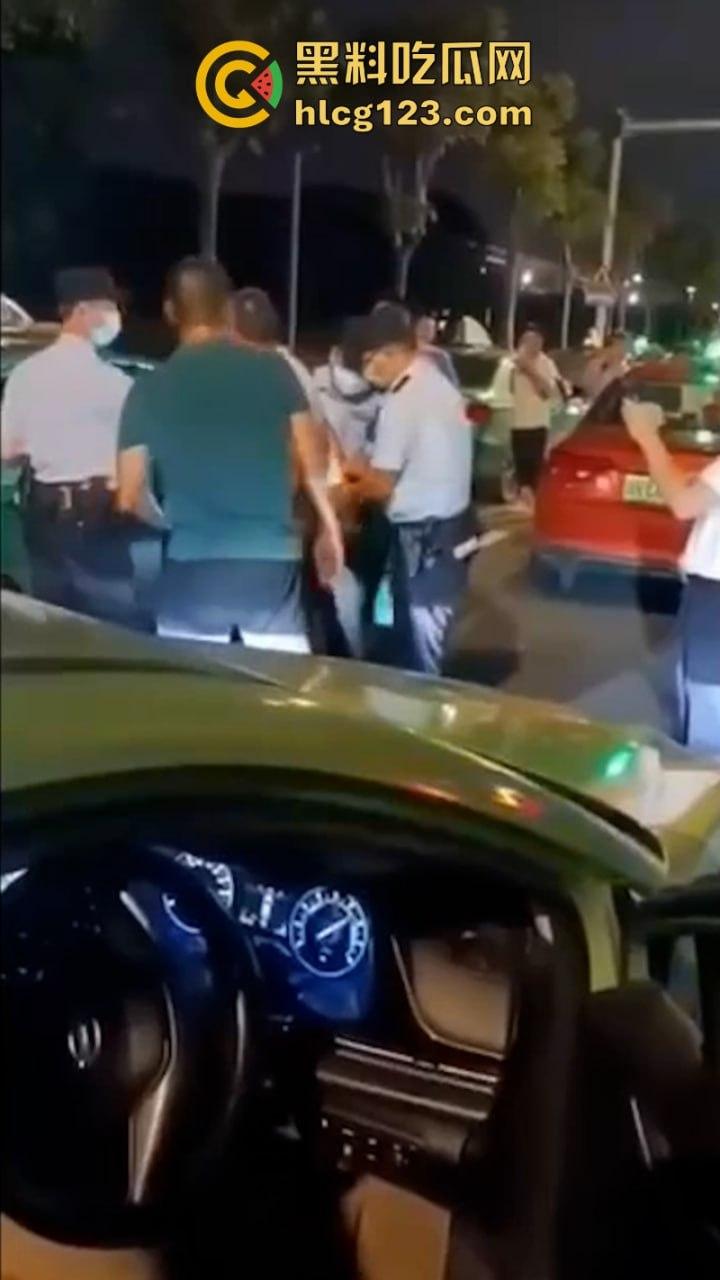 作死系列!出租车猥亵醉酒妹子 还拍视频炫耀?自带犯罪全过程 警察都笑了-7