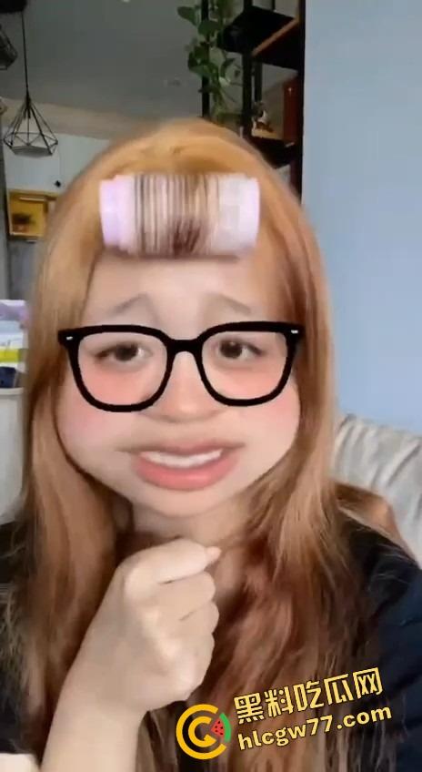 刚毕业就这么放得开?青岛小情侣酒店大战,男友颜射全吞光,还要拉闺蜜来3P!-5