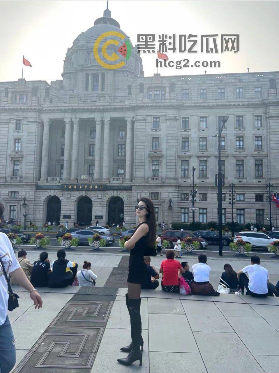 上海财经女大学生「丁一卓」白天乖巧,夜晚转变为性感小母狗!长腿美貌大揭秘-10