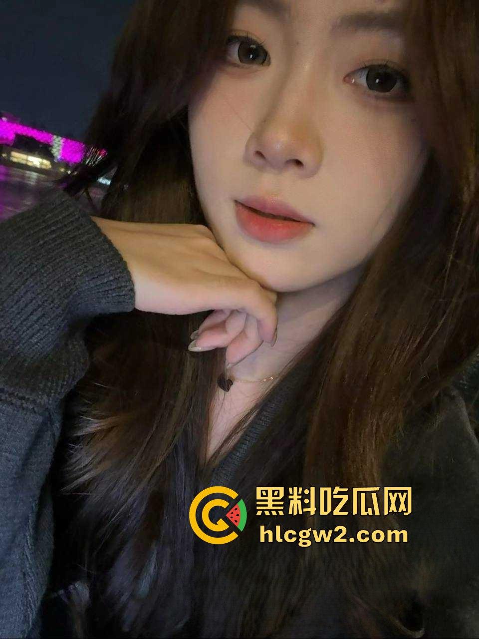 厦门永劫网瘾少女『方若瑶』被爆!骚得无药可救 全网最粉粉嫩鲍鱼被无套乱操,舔鸡巴舔到满脸精液!-7