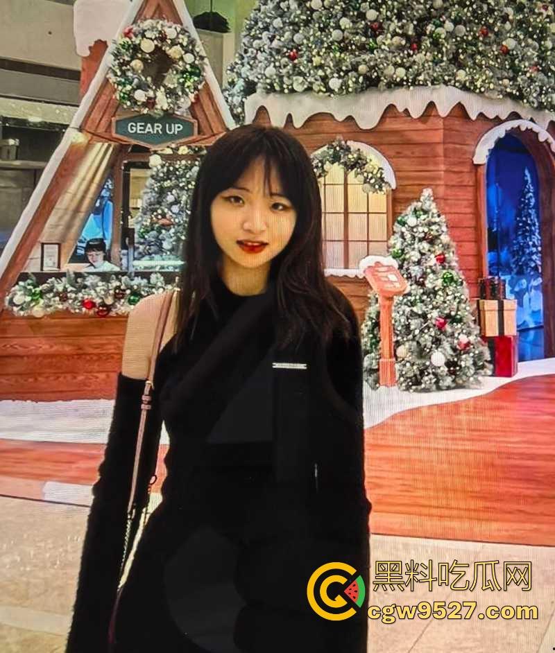 浙江大学反差小母狗【袁梓琪】网上聊骚约炮，骚照勾引炮友，被约见面直接狂干，私密视频被流出！-4