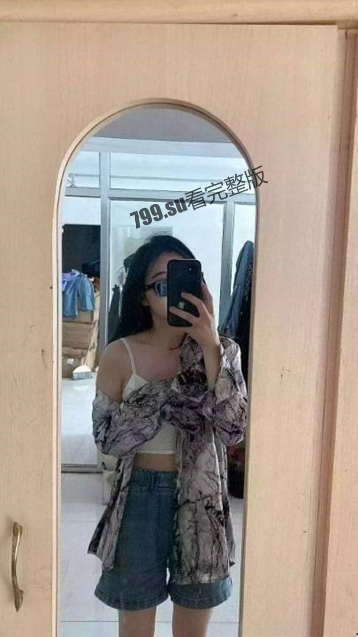 前女友系列 上海金华 孙方仪 脚踏两只船纯拜金女给男友戴绿帽被曝光-11