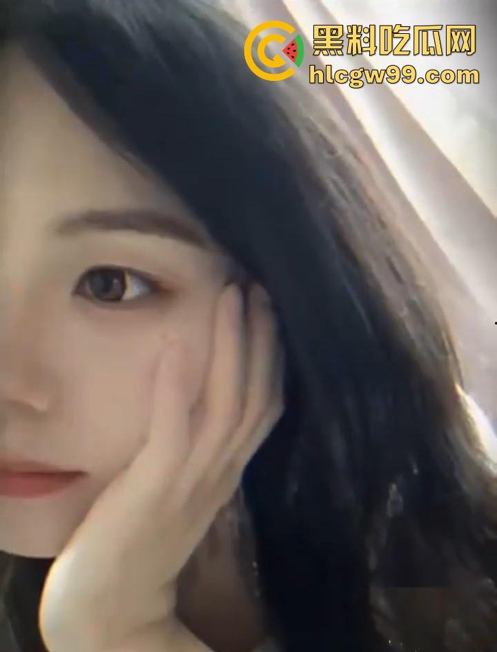 长沙学院极品反差女大学生【林莎莎】欲求不满跪求屌操,私密性爱视频曝光流出!-1