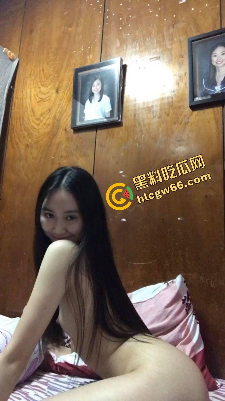 东南亚疯批小妹裸聊,全程抠逼连麦操作角度太吊了,高清无码怼脸看逼洞翻抽简直像在逼里装了监控头!-13