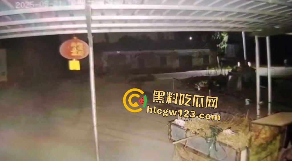 哥哥脑死亡后鬼魂偷物!车祸灵异事件,弟弟家中物品离奇失踪,找灵媒才知道是哥哥!-6