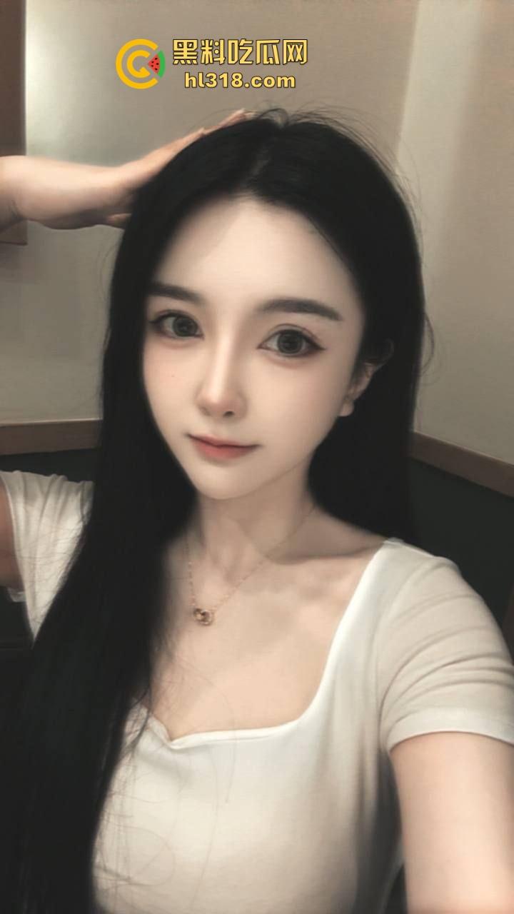 回收兄弟不要的极品骚女，为情所伤报复上床，看着没啥没想到这货床上这么骚！-2