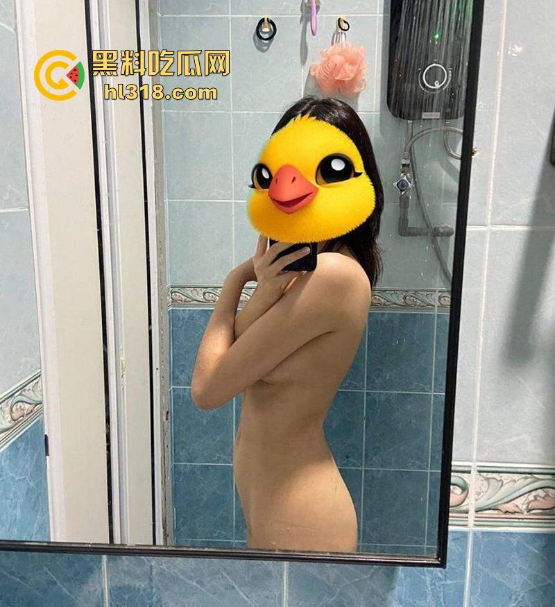 中山大学极品女大【肖雯慧】做爱视频流出,超性感酮体在镜前被多体位爆操,扒逼露奶扭动,堪称一绝!-6