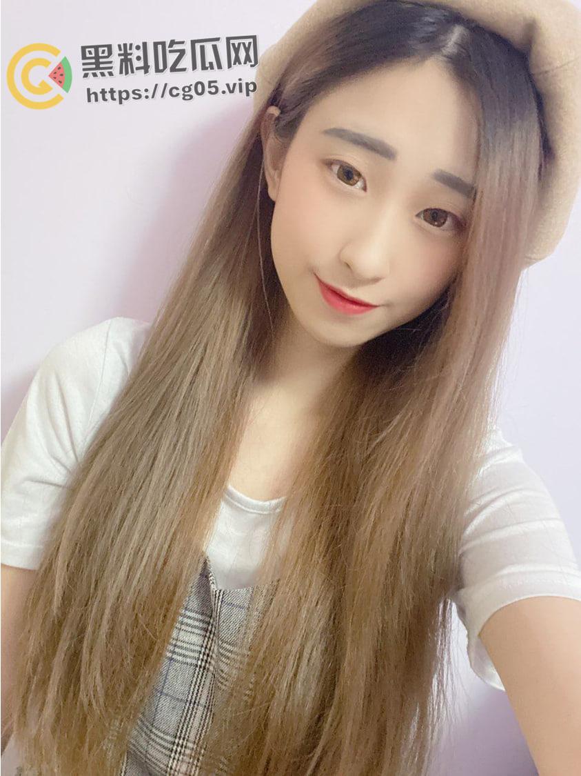 沈阳幼师 昵称【小熊爱吃棒棒糖】自述劈腿男友 约炮男友好兄弟 没事就在网上裸聊自慰给别人看-3