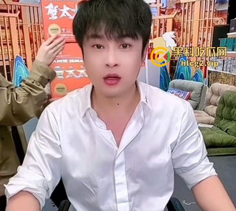 小杨哥辛巴风波升级!沫沫最后露面照曝光肚子凸起明显!沫沫人在看守所遭威胁 双方聊天记录曝光!-21