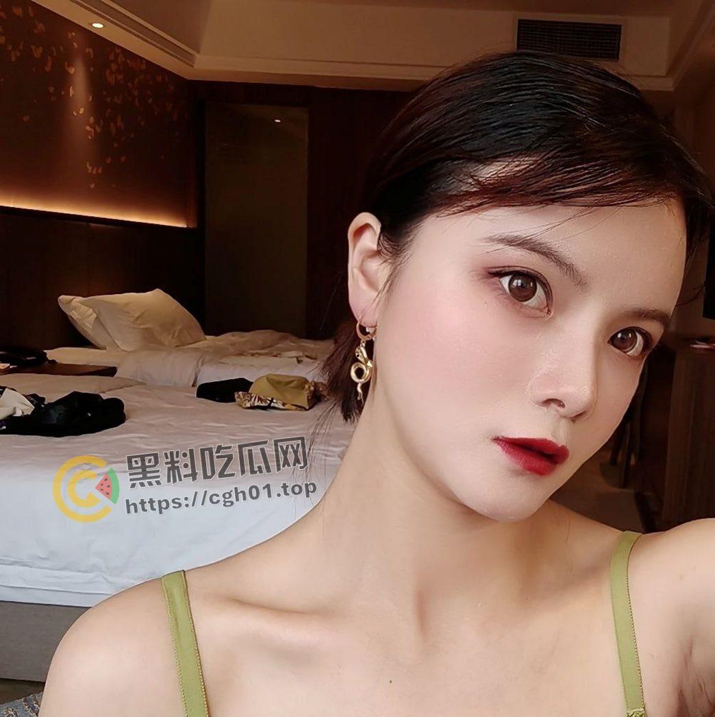 经典永流传!广东绝美人妻 美乳肥臀 超高颜值 这也怪不得曹丞相喜欢人妻了 最全流出-5