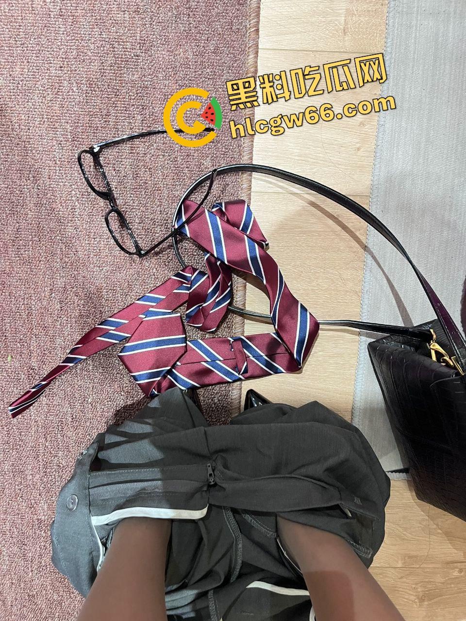 南京『琳琳』认主招募中,小只马御姐脸,喜欢掐脖扇巴掌戴项圈,想被人操哭调教成乖狗!-24