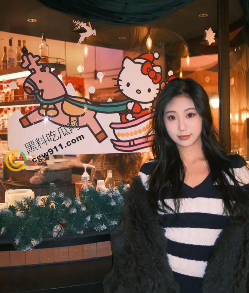 成都尤物【于晨曦】疯狂约炮曝光:清纯面具下的淫荡本性,口交深喉,女上骑乘,淫水四溅,十足的性瘾母狗!-3