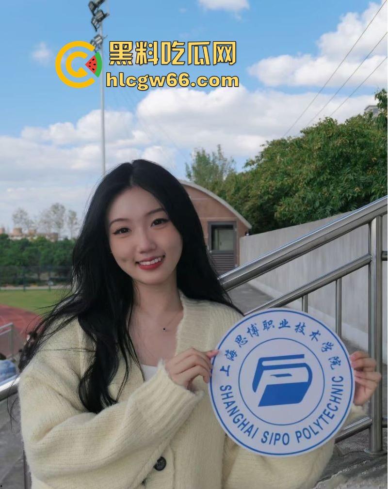 上海实习护士【葛欣怡】性爱视频曝光 极品身材尤物被操的满脸潮红 蜜穴灌满浓浓精液！-6