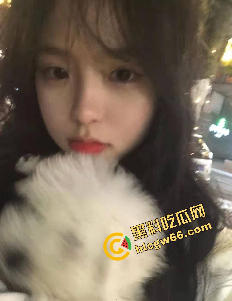 江西师范学院『李小雪』纯欲天花板曝光,极品颜值原味自拍流出,逼嫩得像刚剥的荔枝,准备开撸吧!-7